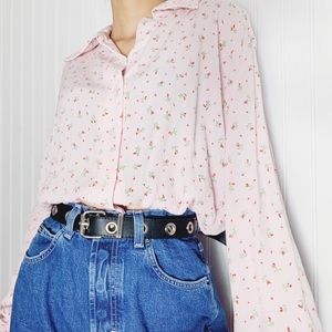 BRANDY MELVILLE floral Lenny crop top button down